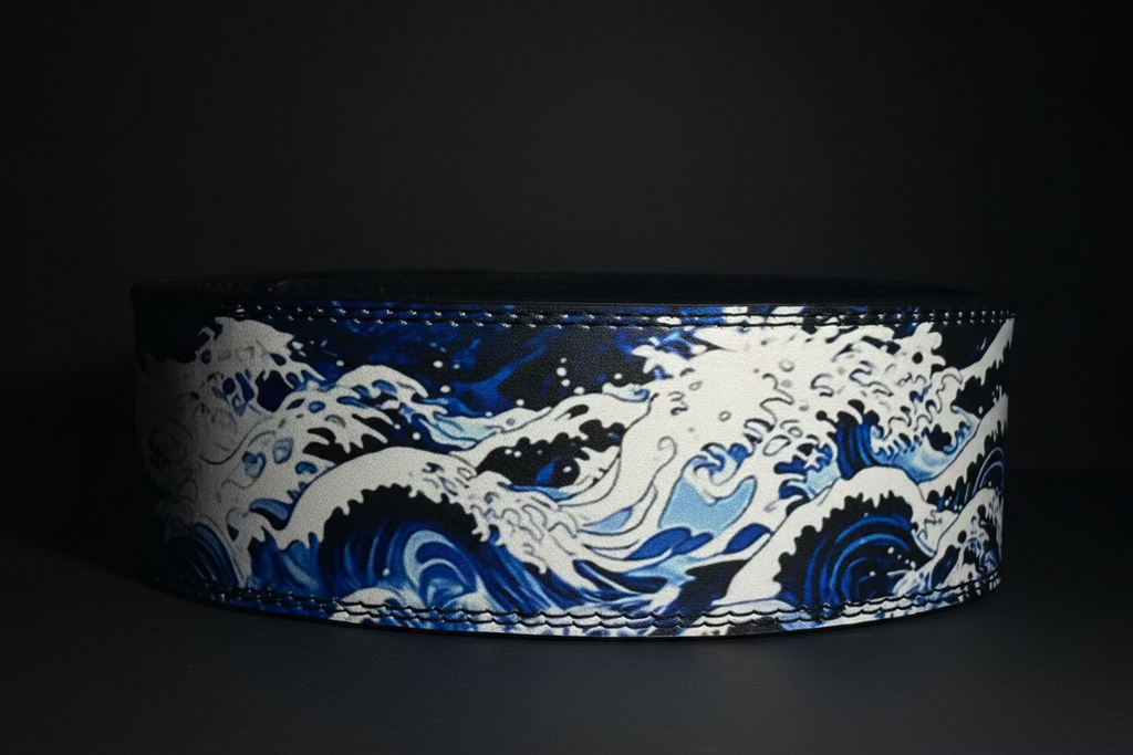 Great Wave Lever Belt